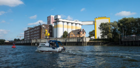 Hamburger Hafen Copyright 2017 by Dirk Paul