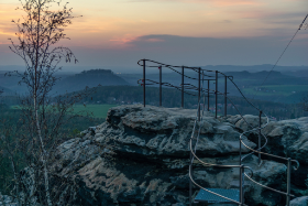 Sonnenuntergang auf dem Gohrisch mit Blick auf die Festung Königstein, Sachsen, Copyright 2019 by Dirk Paul