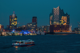 Copyright 2017 by Dirk Paul : Hamburg