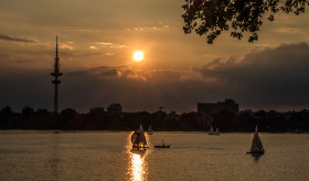 Hamburger Alster Copyright 2013 by Dirk Paul