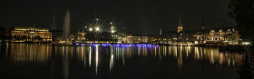 Hamburger Alster Copyright 2005 by Dirk Paul : Alster, Kugeln, Leuchtkugeln